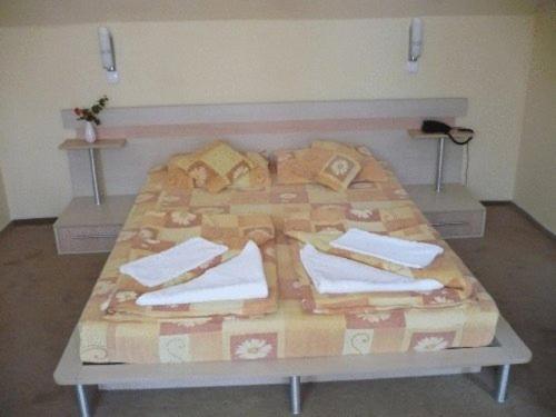 Suri Guesthouse Brasov Luaran gambar